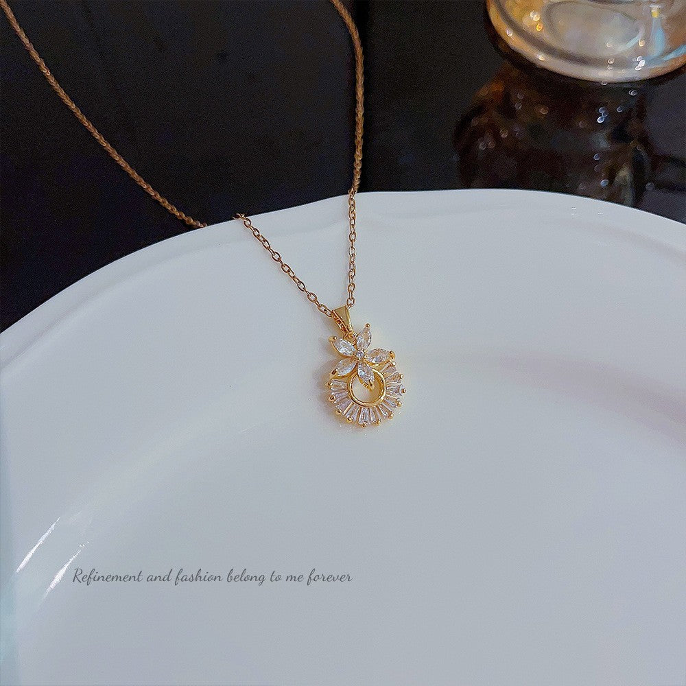 Wholesale 18K Gold Plated Titanium Steel Geometric Rhombus Necklace Clavicle Chain